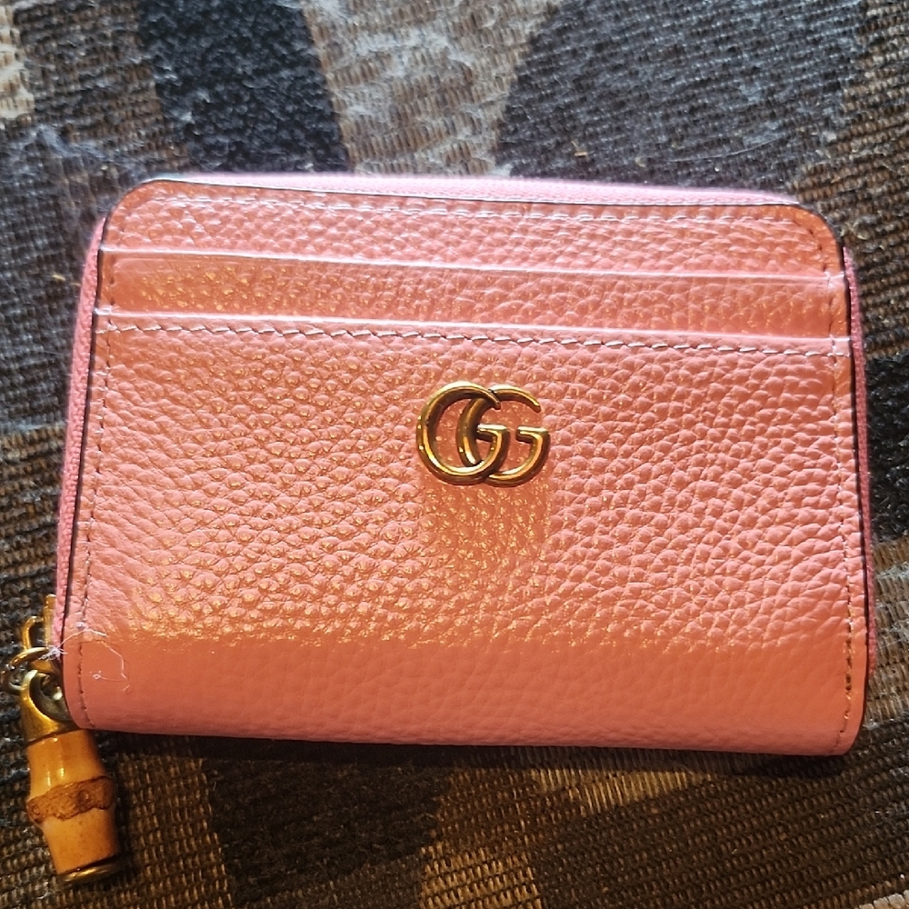 Gucci Pink Leather Wallet with Gold Logo